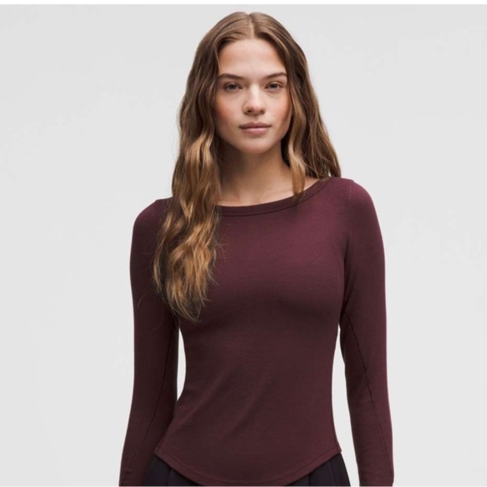 Aritzia Sunday Best Plum Long Sleeve Scoop Neck Top Size Large